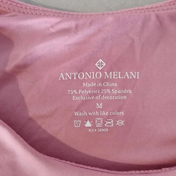 Antonio Melani Workout Cropped Top - Picture 3 of 6